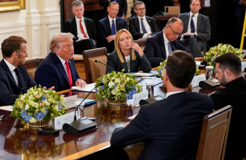 Trump en conversación con los líderes europeos